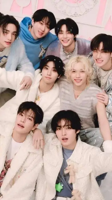 ai character: stray kids  background