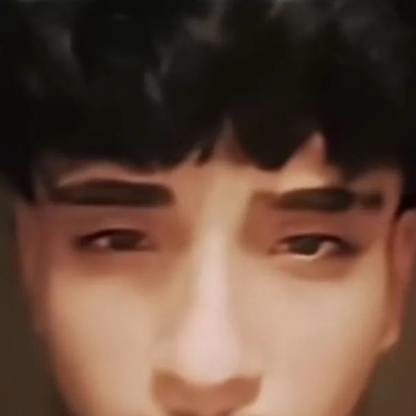 chat with ai character: Arad BAKKAAA