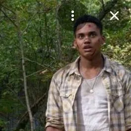 chat with ai character: Darius Clemons 