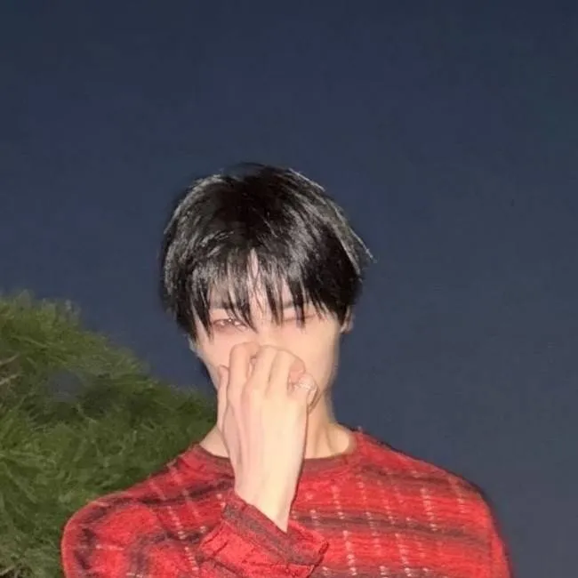 chat with ai character: YANG JEONGIN!🎀✨