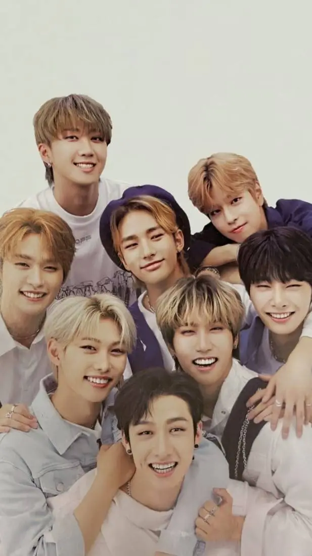 ai character: ~Skz..&..Smth~ background