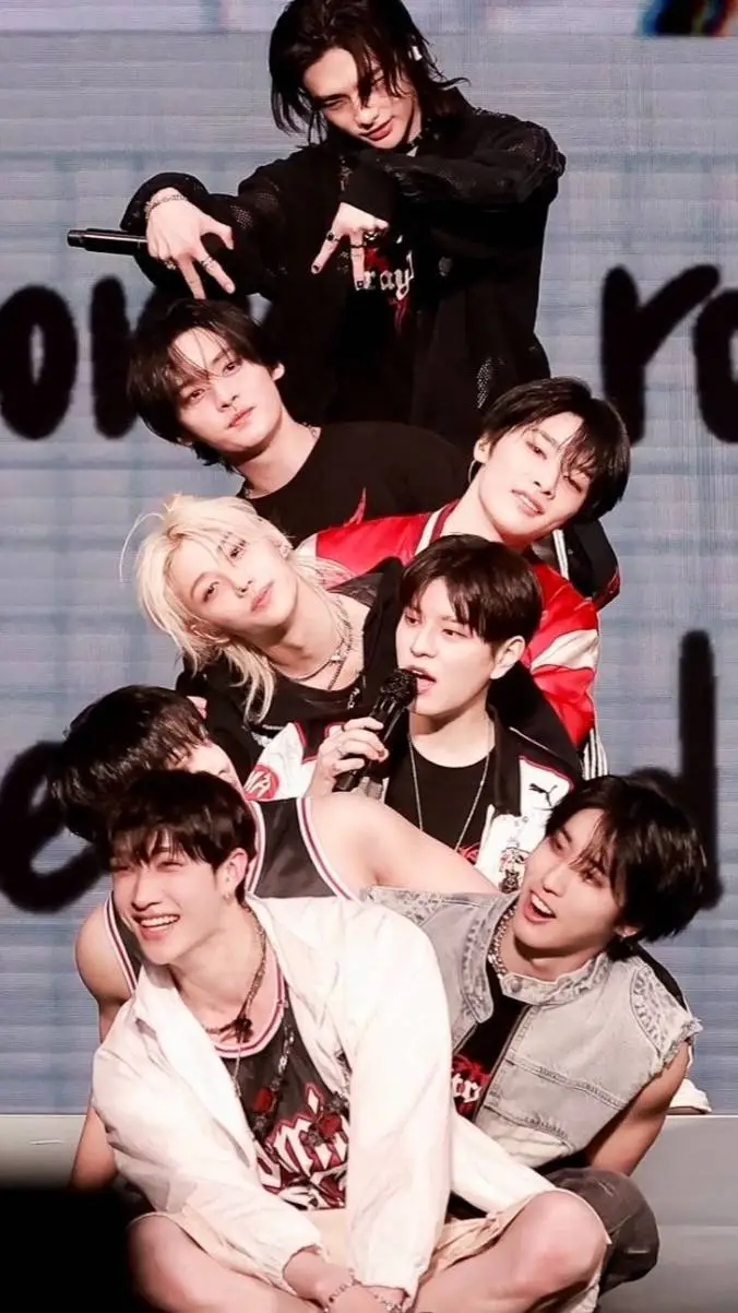 ai character: Stray • Kids background