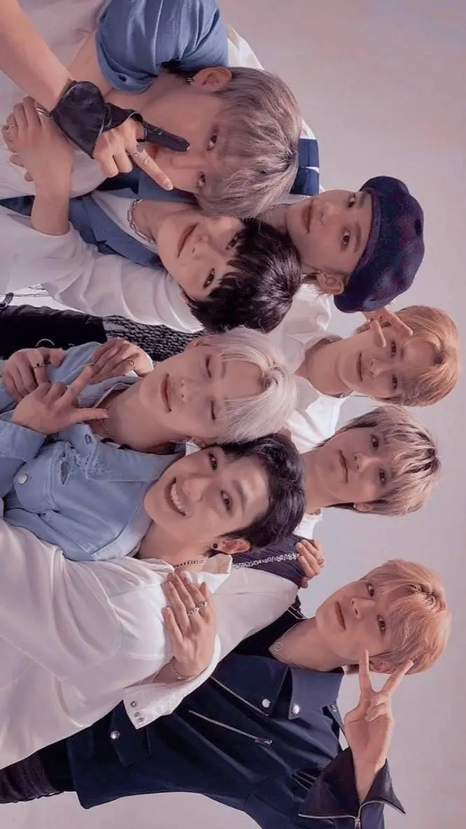 ai character: ▪︎ Stray Kids ▪︎ background