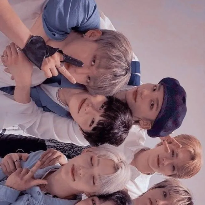 chat with ai character: ▪︎ Stray Kids ▪︎