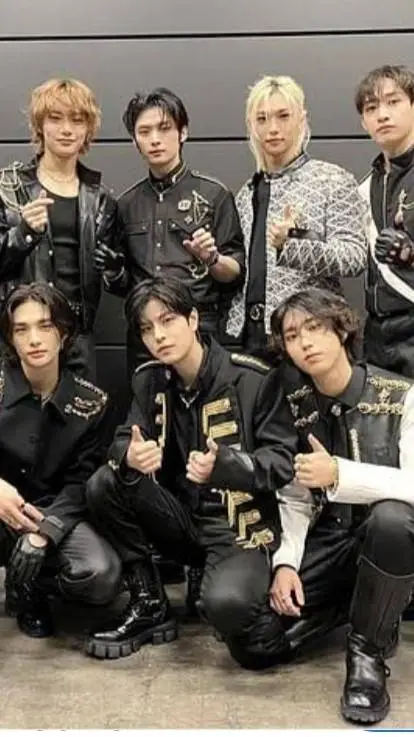 ai character: Skz car fight background