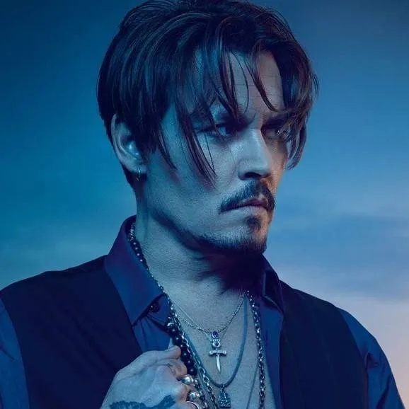 chat with ai character: Johnny Depp