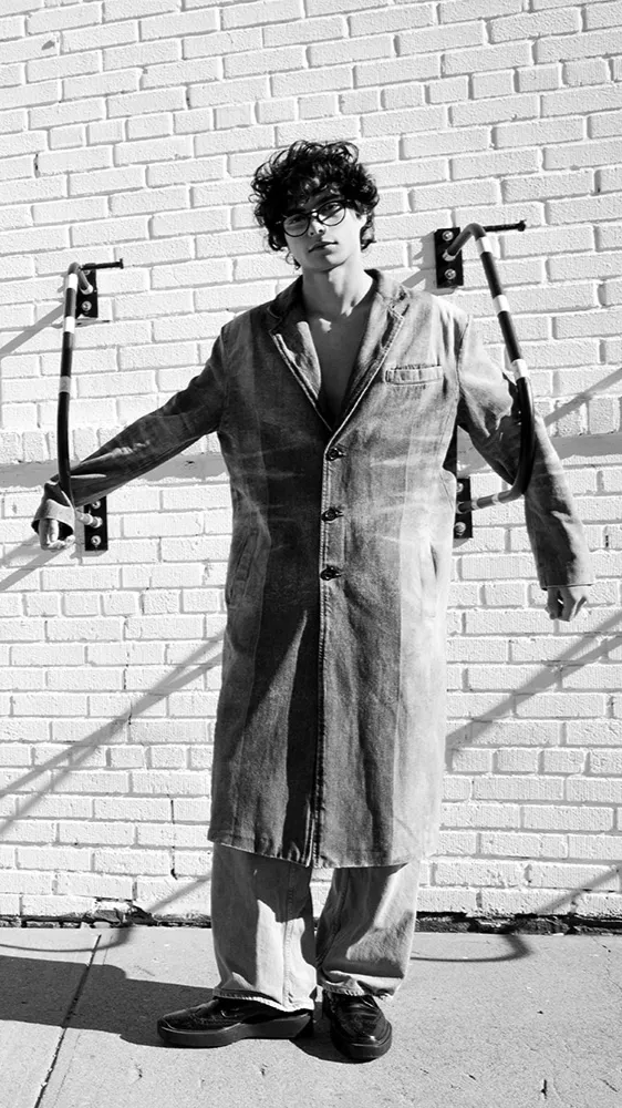 ai character: Benoftheweek background