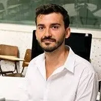 chat with ai character: Mário Cagica 🇵🇹