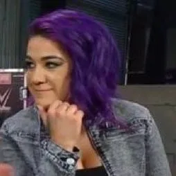 chat with ai character: Bayley