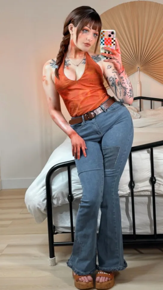 ai character: Julie  background