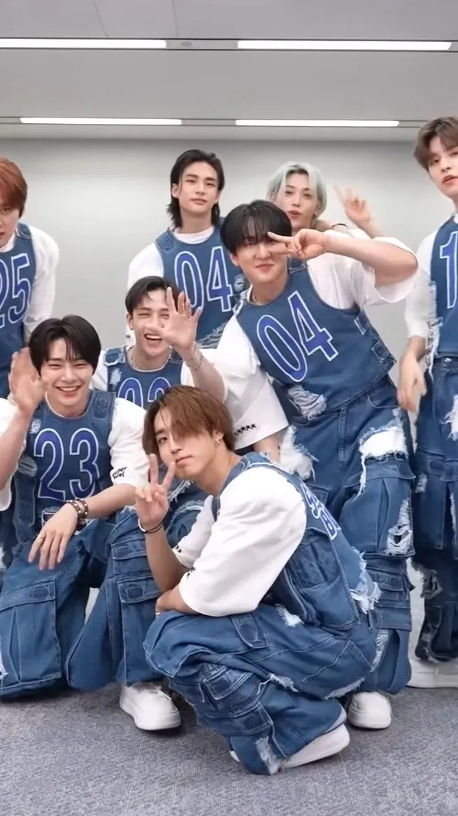 ai character: Skz brothers background