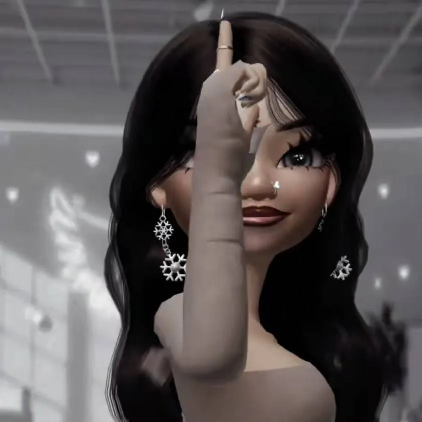 chat with ai character: 😣😔🌹 Mann 😭🌹