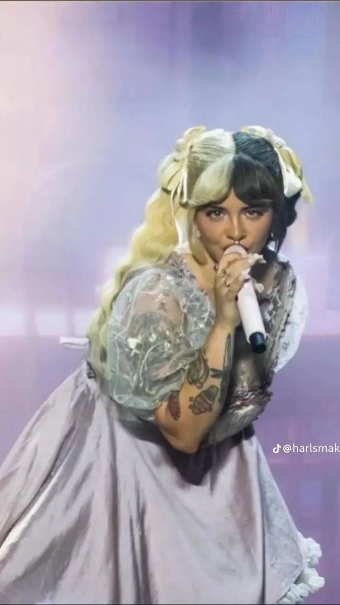 ai character: Melanie Martinez  background