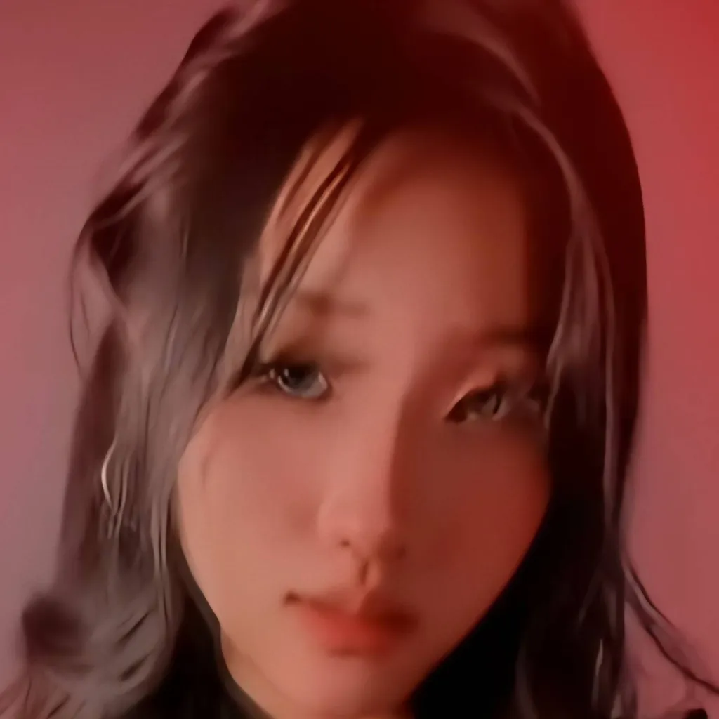 chat with ai character: Daniela(PG)