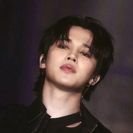 chat with ai character: BTS Jimin 