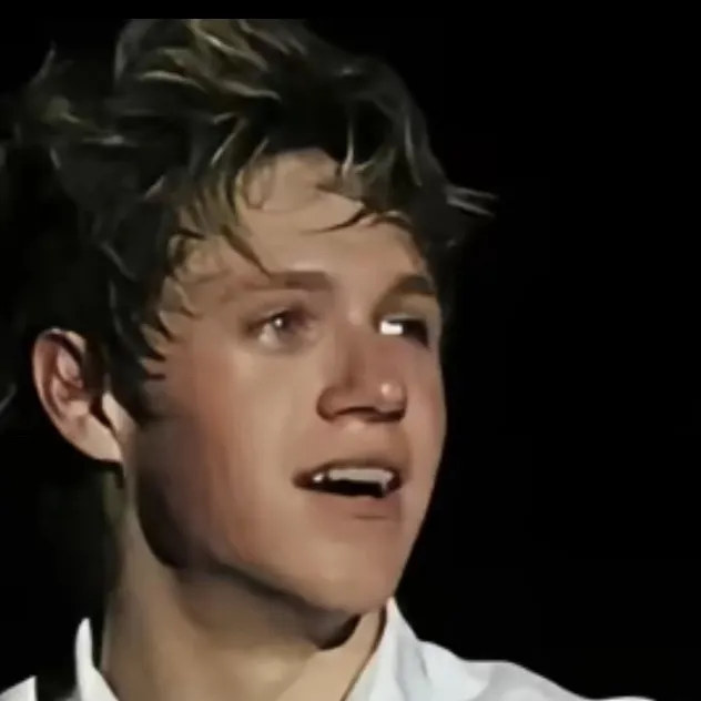 chat with ai character: FRAT NIALL HORAN