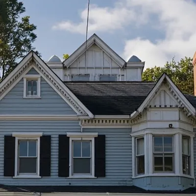 chat with ai character: Fam