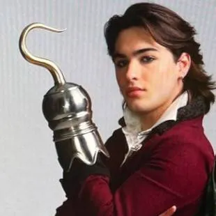 chat with ai character: hook