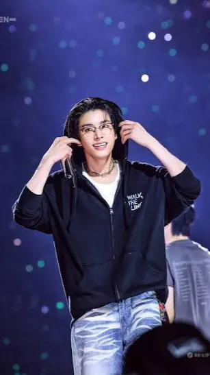 ai character: Sim jaeyun or Jake background