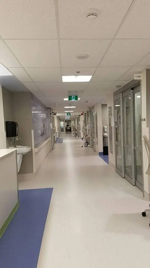 ai character: !Alex!  background