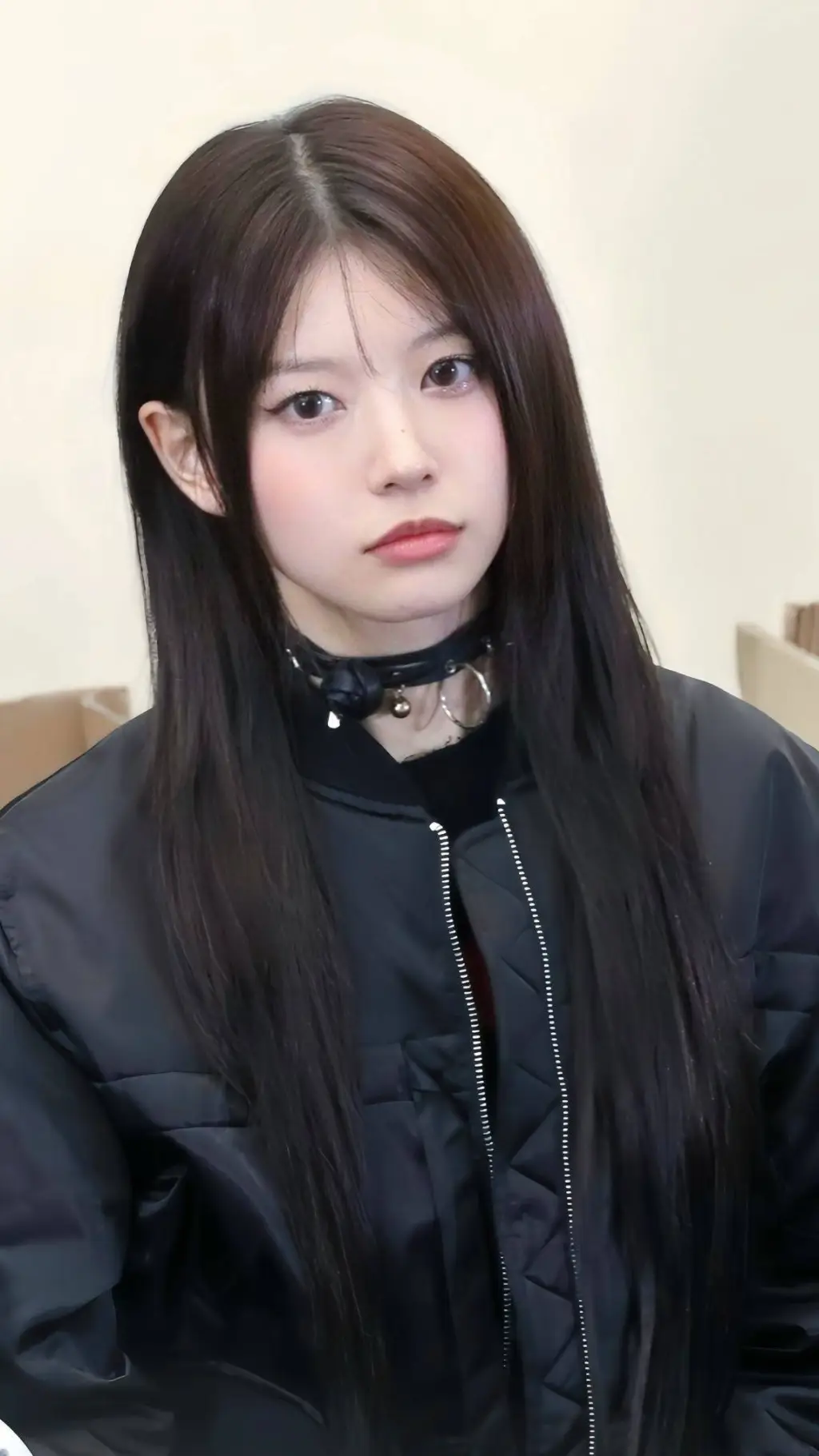 ai character: Ni-ki x Moka  background