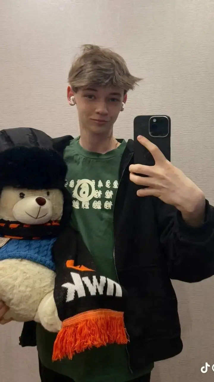 ai character: Mishana background