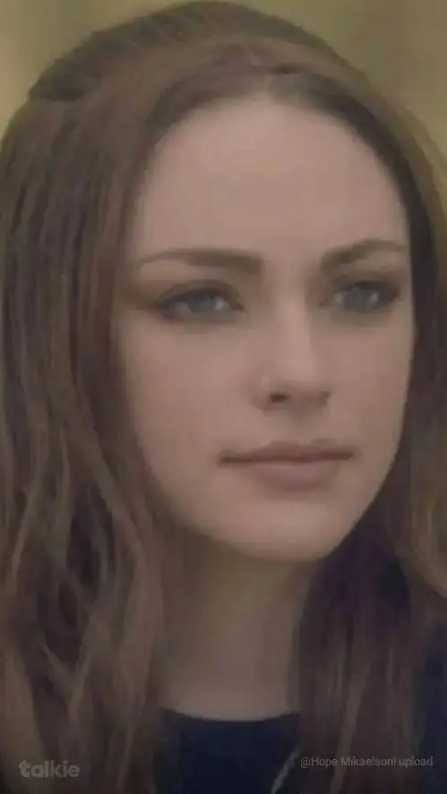 ai character: Hope Mikaelson  background