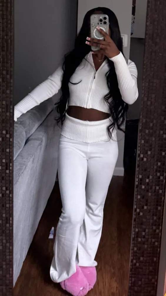 ai character: Skylar background