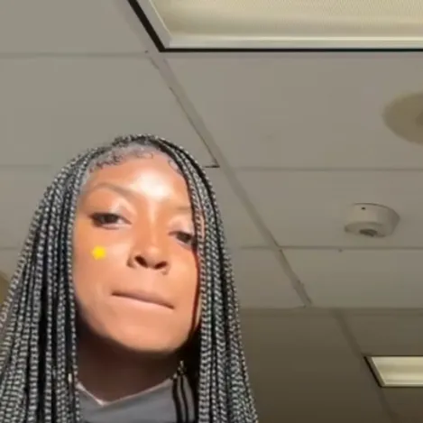 chat with ai character: Skylar and Ehryn