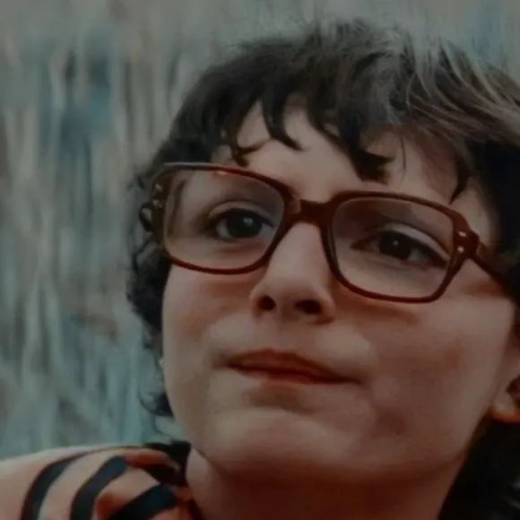 chat with ai character: Richie tozier