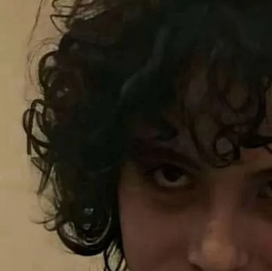 chat with ai character: Finn wolfhard