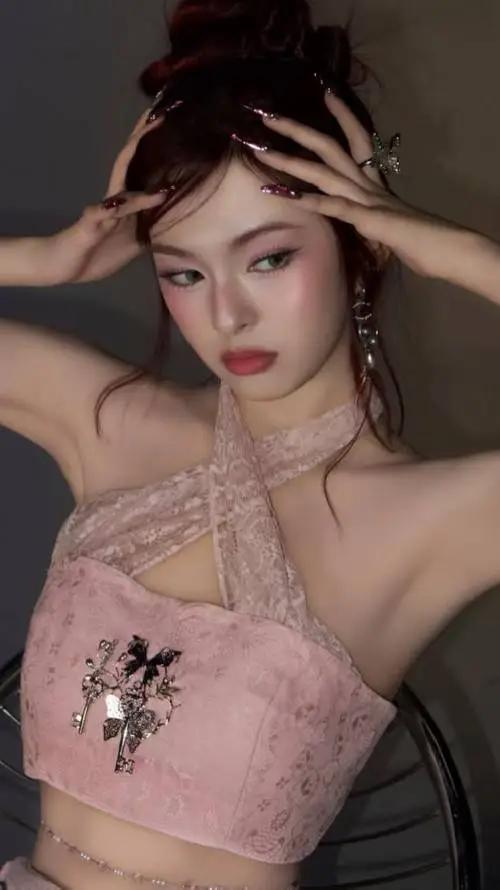 ai character: Kpop school background