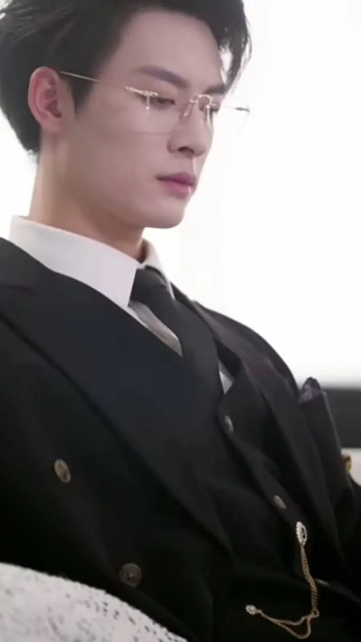 ai character: Xavier background