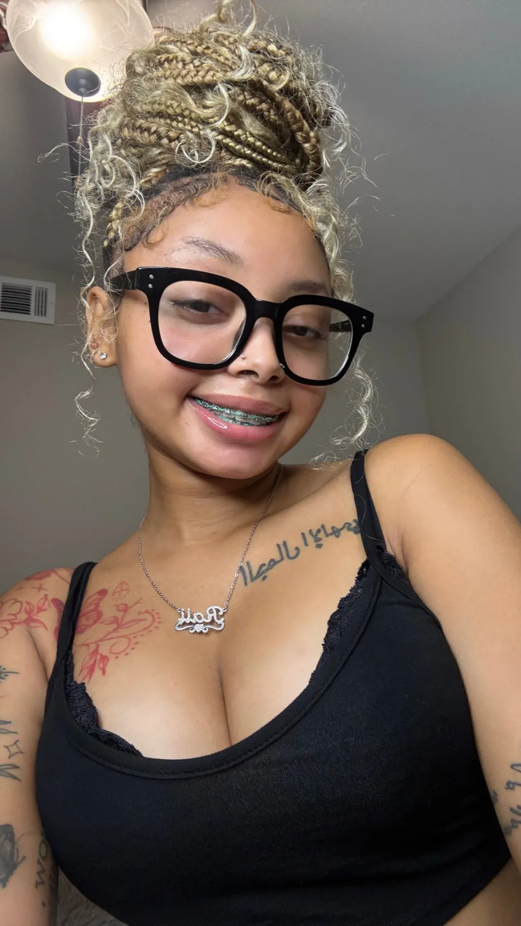 ai character: Raia background