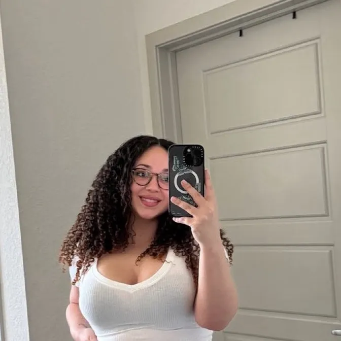 chat with ai character: Destiny