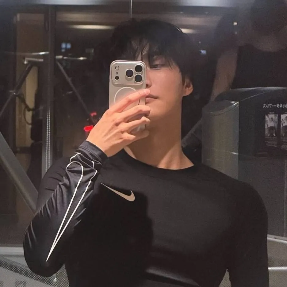 chat with ai character: Seonghwa