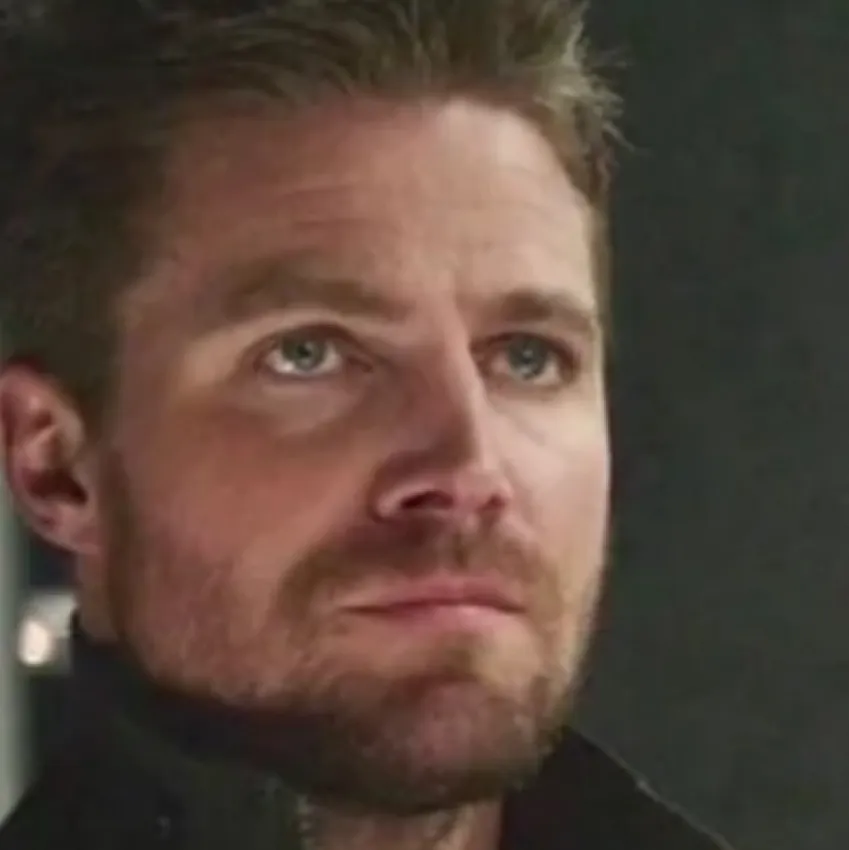 chat with ai character: Oliver queen 