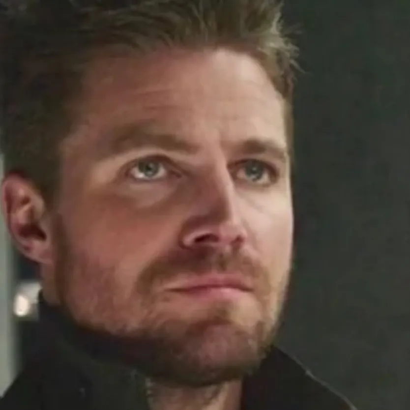 chat with ai character: Oliver Queen ￼￼