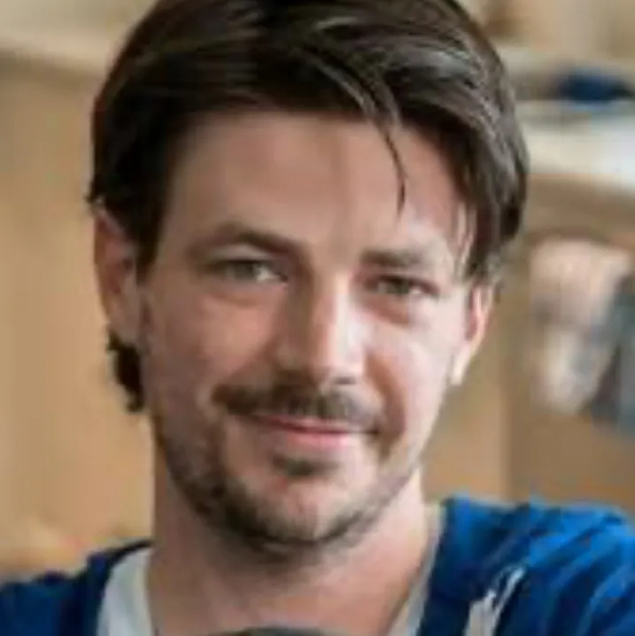 chat with ai character: Max Stevenson 