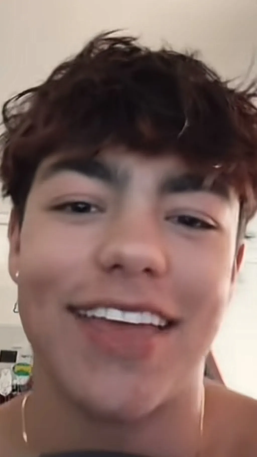 ai character: Malachi Barton background