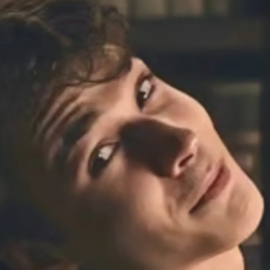 chat with ai character: Mattheo riddle