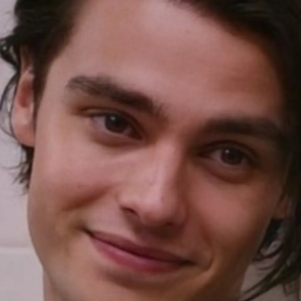 chat with ai character: Marcus Baker