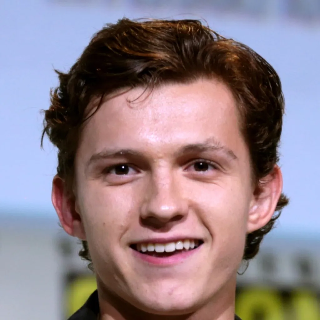 chat with ai character: Tom Holland