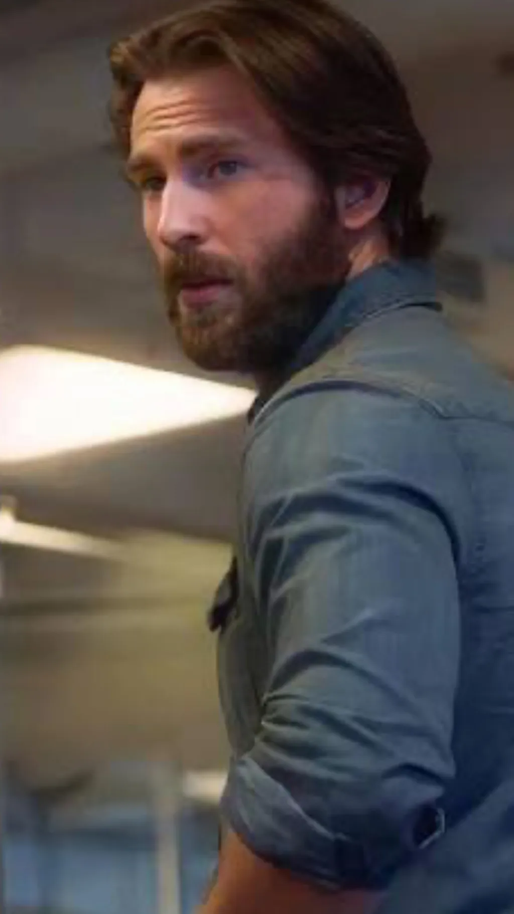 ai character: Ari Levinson background