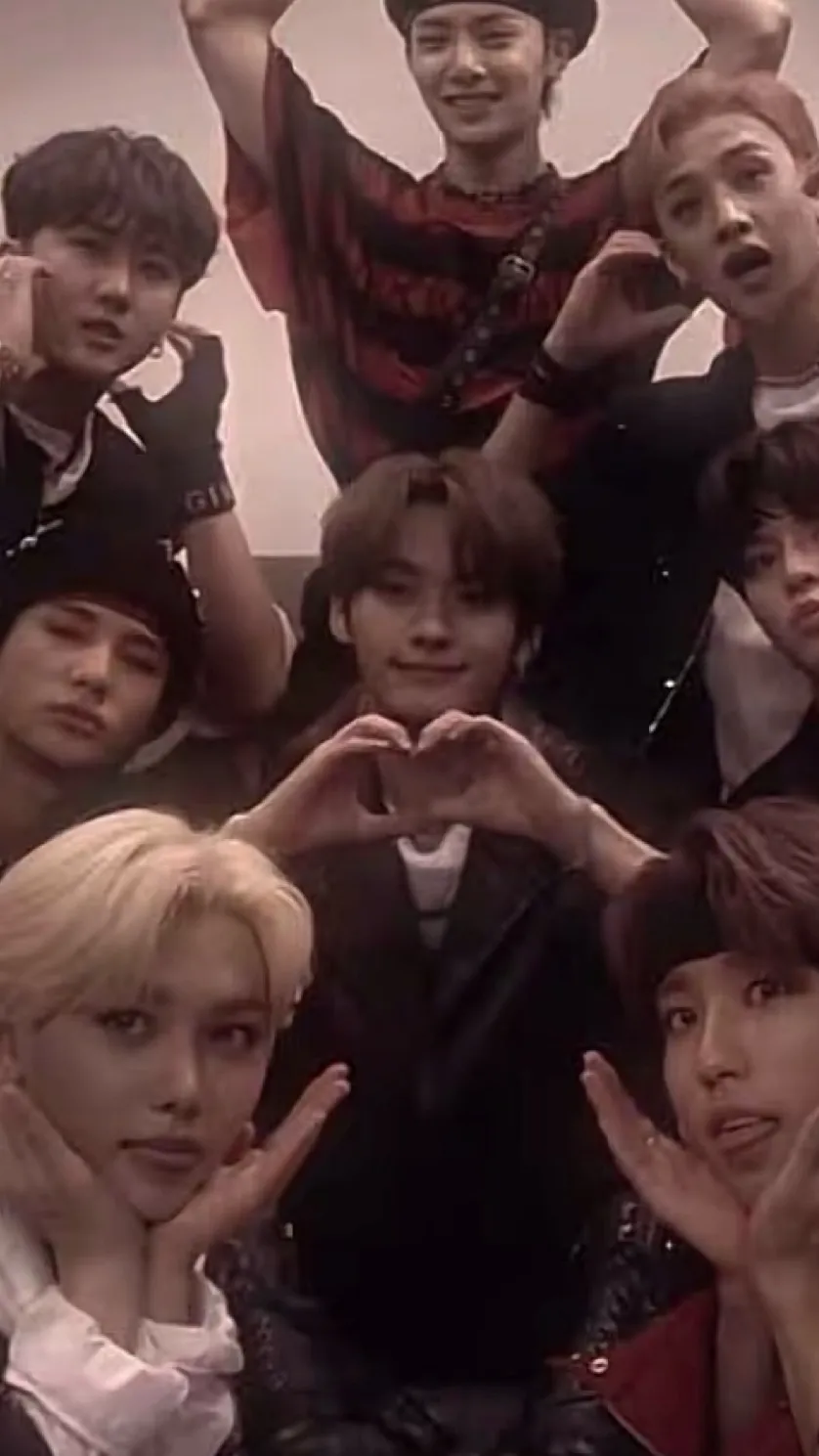 ai character: Skz background