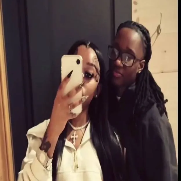 chat with ai character: Ja'coya & Morgan 