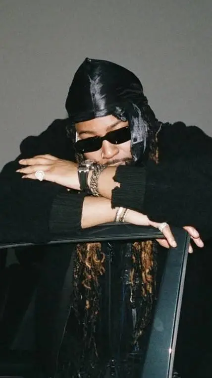 ai character: Kymar/ Kj background