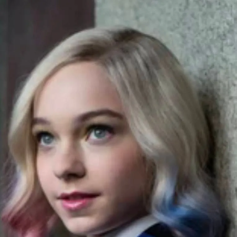 chat with ai character: Enid