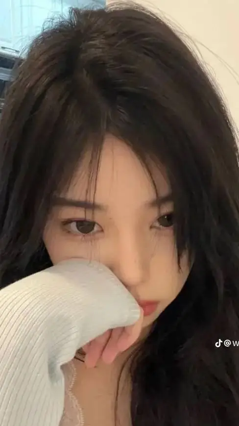 ai character: princess  background