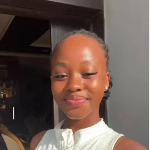 chat with ai character: baby💕😩💓